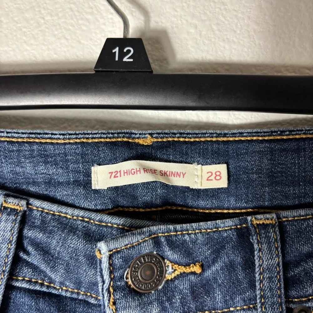 Levi’s 721 HIGH RISE SKINNY WOMEN'S JEANS Size 28 - Picture 4 of 7
